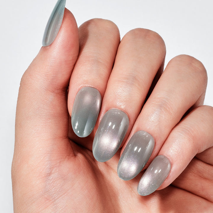 New Magic Press (Mani) - Hush (Almond)
