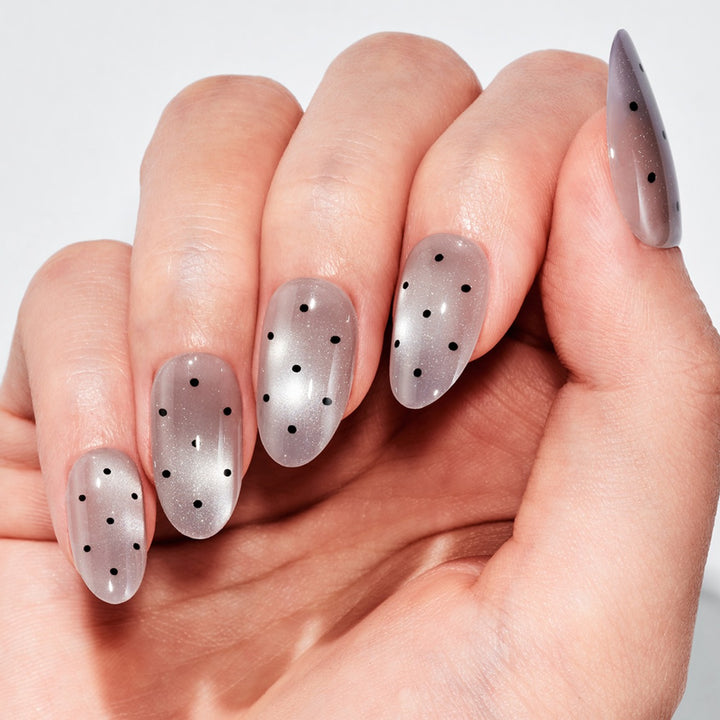 New Magic Press (Mani) - Shady Dot (Almond)